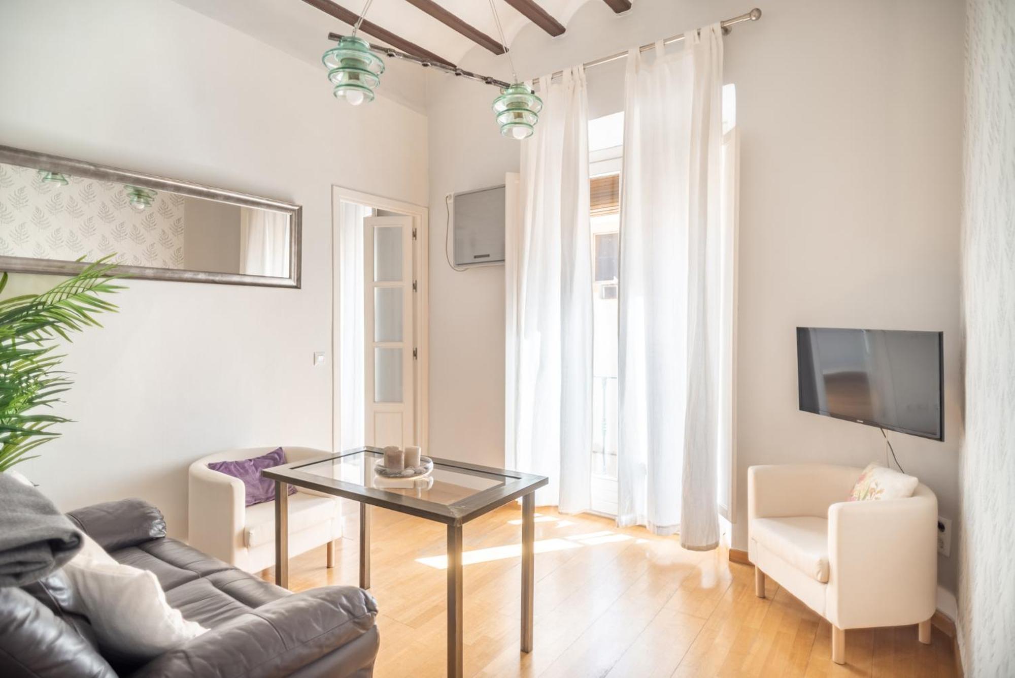 Appartamento Beautiful And Bright- 1Bd 1Bth- Center Siviglia Esterno foto